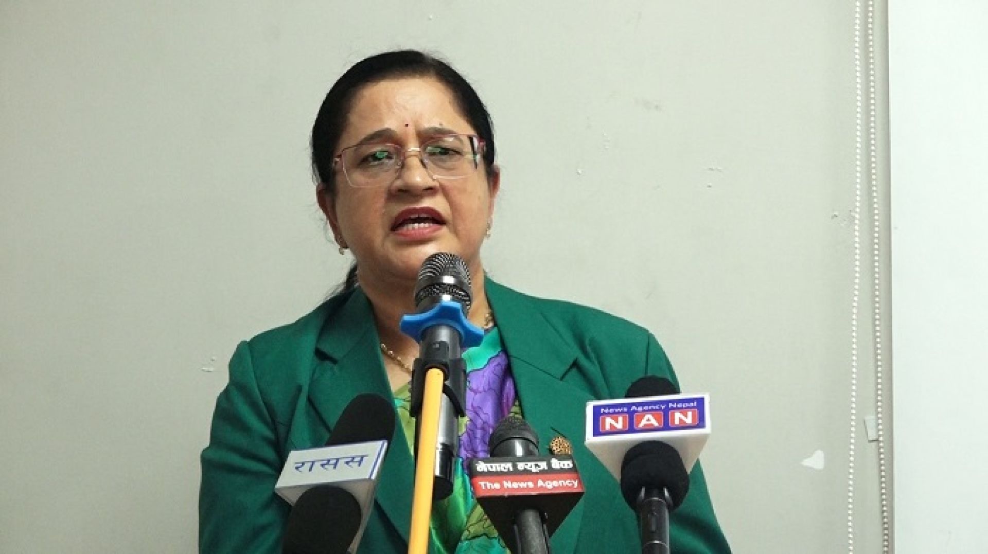 राष्ट्र बैंकले लिएका नीतिबाट लाभ लिन आवश्यक छ: डेपुटी गभर्नर ढुंगाना